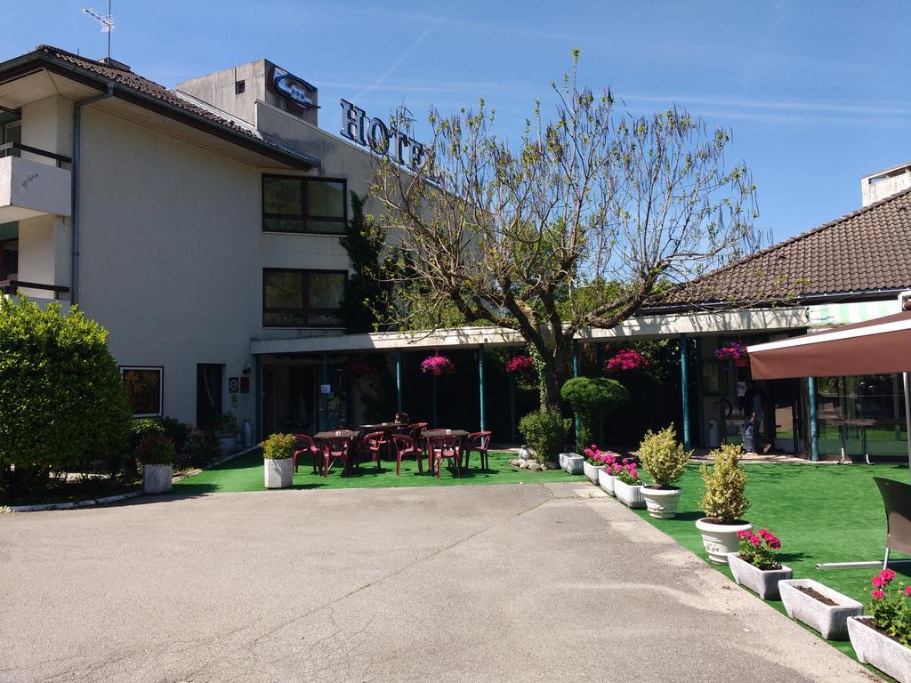 Hotel 4C Cluses Kültér fotó